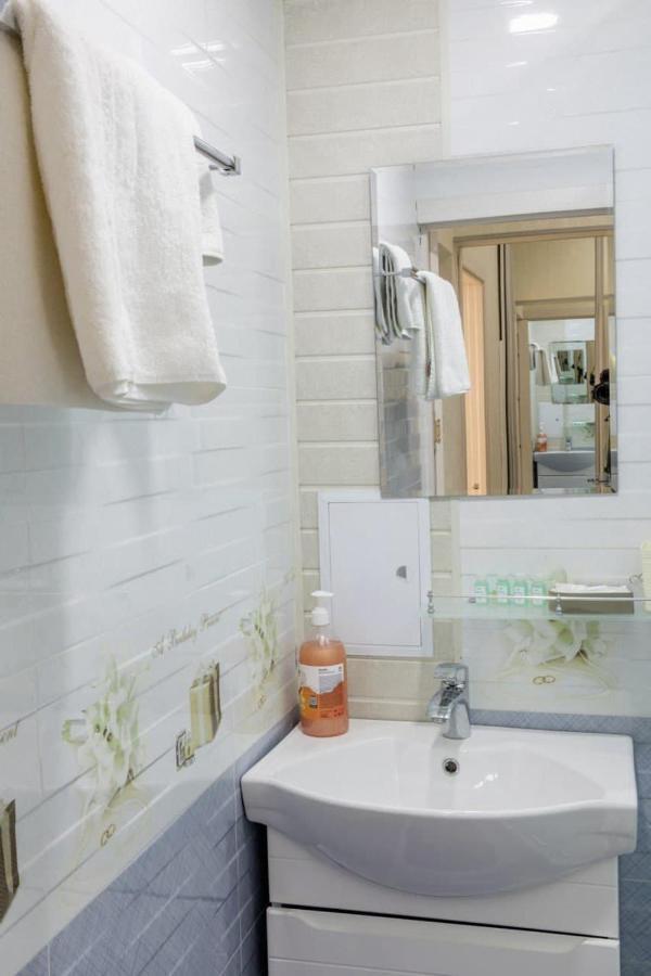 Metro Aybek Center Of Tashkent Comfort 1 Bedroom And Hall מראה חיצוני תמונה